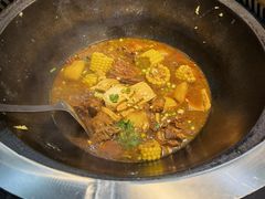 -袁小二大东北铁锅炖(吉祥村总部)