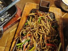 -雀舞云南菜(天津天河城购物中心店)