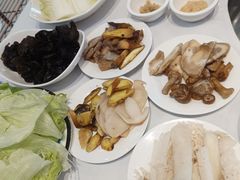 -天宜隆蘑菇宴火锅(石景山旗舰店)