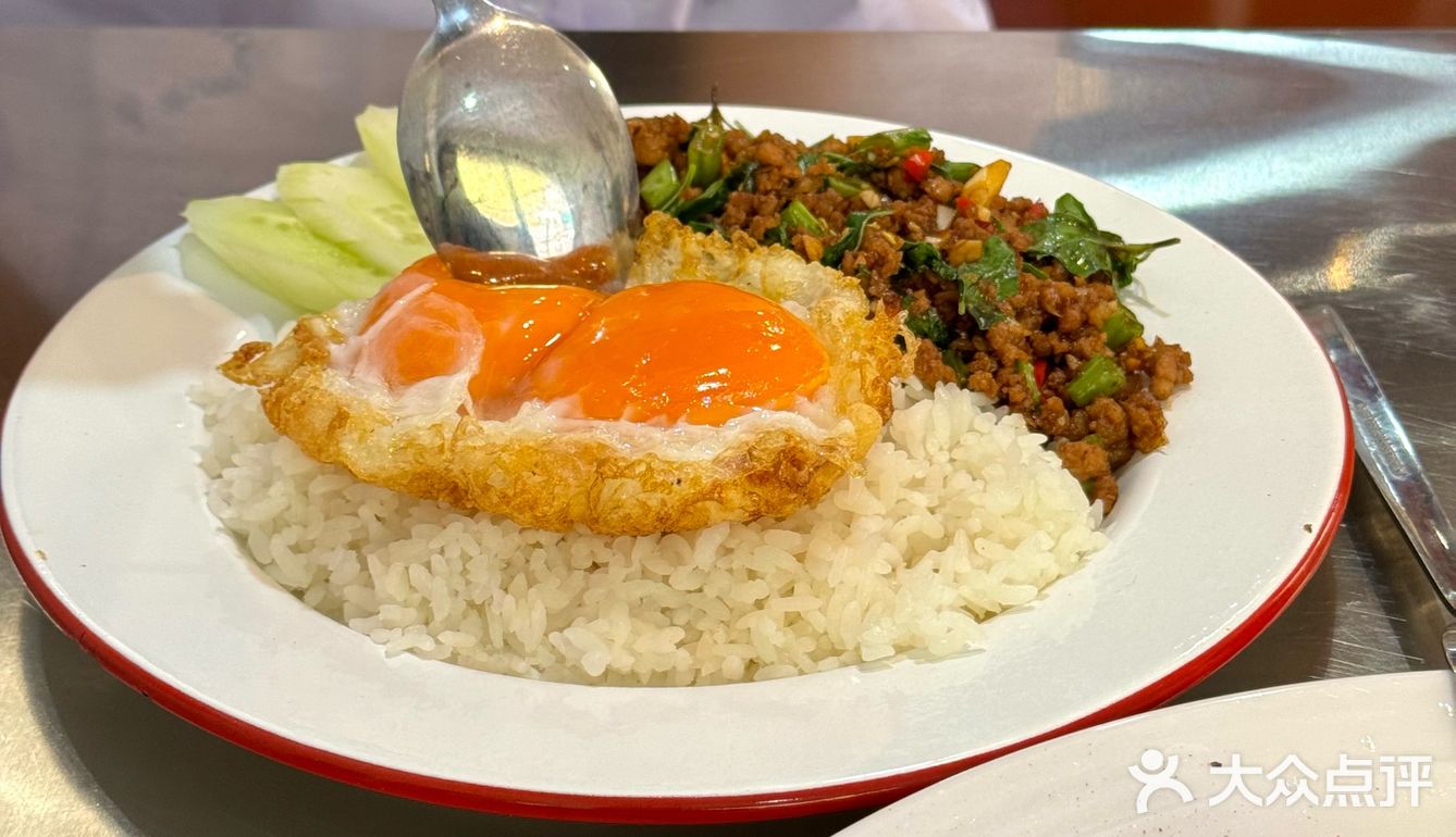 杭州这家打抛饭确实是非常还原了🇹🇭