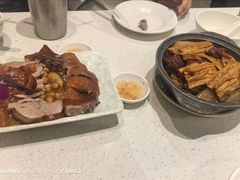 -香港新发烧腊茶餐厅(水围店)