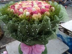 -万卉源鲜花店(百尚生活广场店)