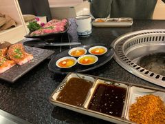 -炙忧烤肉屋(中国铁建广场店)