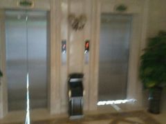 -维也纳酒店(桂林万福广场店)