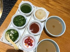 -额尔敦传统涮.冰煮羊火锅(乌兰察布体育场店)