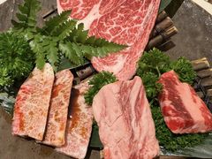 尝鲜三拼-無二炙坊·和牛烧肉(大钟寺1733店)