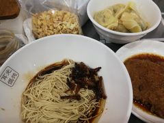 -潘国仙耳光馄饨(黄家阙路店)