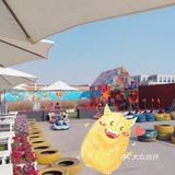 放到水池里，鱼就会跑上来咬奶瓶