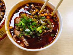 生烫鲜牛肉粉-江三王记牛杂馆(总店)
