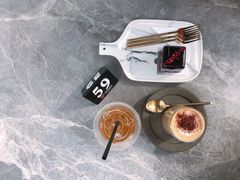 -UNI UNI(环亚凯瑟琳店)