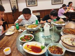 -一楼食业·美食人家