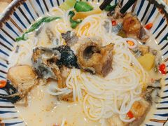 -鲜越鲜鱼粉(财富购物中心店)