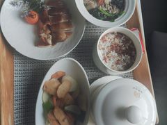 -臻儿屿月子会所(茶山店)