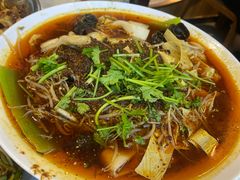 -辣盆盆麻辣小龙虾(哈尔滨总店)