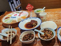 -怪噜范·老贵阳街头名小吃(鸿通城店)