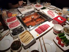 -海底捞火锅鲜切牛肉主题店(长寿路店)