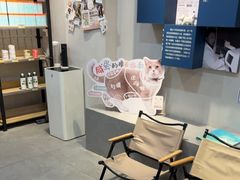 -伟伟宠物医院·CT影像中心·瑞派犬猫综合性门诊(汉口总院)