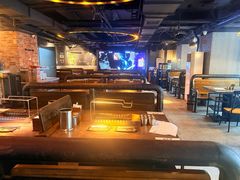 -麦凯伦烧烤·精酿超级工厂店(金桥总店)