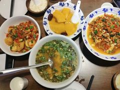 -八碗湘长沙市井菜(坡子街店)