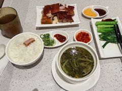 -香港新发烧腊茶餐厅(书城店)