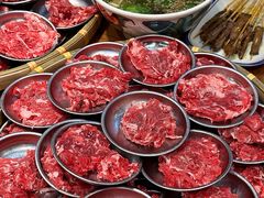 -云阿蛮云南生烫牛肉米线(奉贤路店)