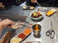 -马路牙子烧烤音乐酒馆(望京店)