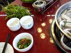 -老石黑山羊毛驴肉火锅(金凯广场店)