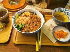 无敌卤肉饭-春风·有糖(崇宁路店)