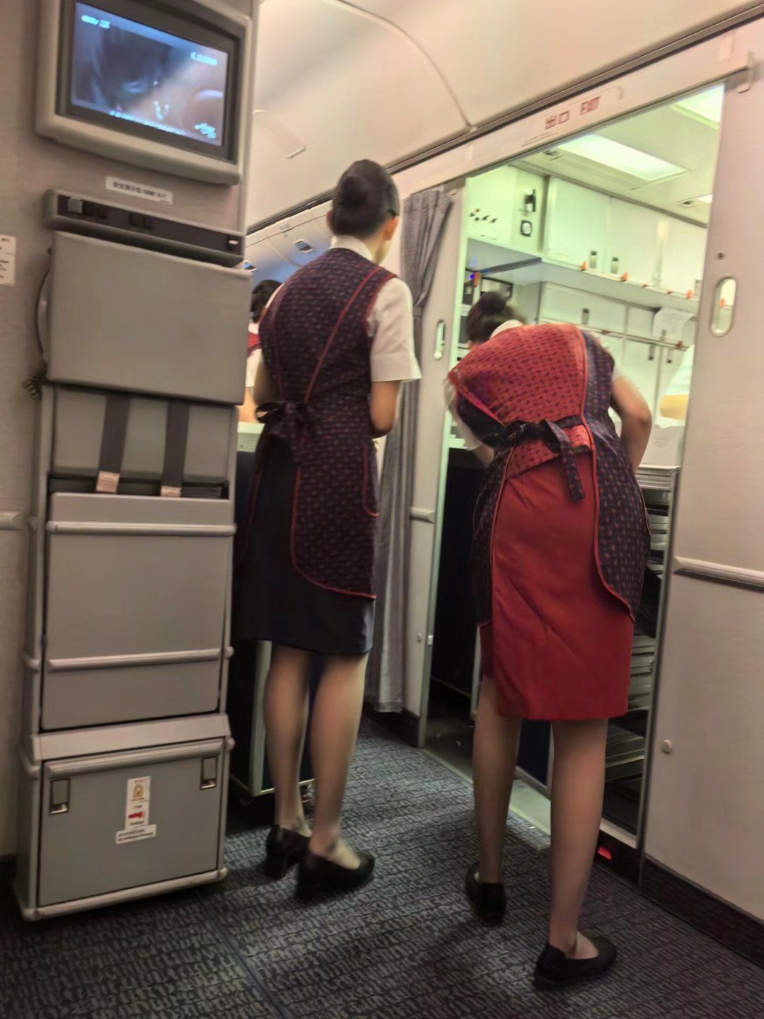 0元玩转这座城求问国航空姐级别是以制