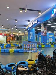 -卡尔飞车(武汉青山印象城店)