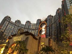 -影汇之星8字形摩天轮