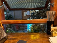 -银米·云南传统过桥米线(双廊黑金冠店)