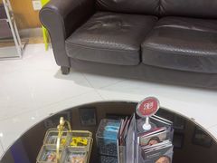 -雅悦齿科(顾村公园店)