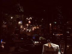 -临界音乐酒馆·小龙虾·江湖菜(华熙LIVE·鱼洞店)