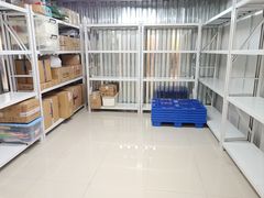 -安东易迷你自助仓储寄存仓库(杨浦店)