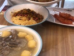 -小杨生煎(白玉兰广场店)