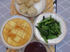 -爱的果实月嫂育婴师(世纪东方店)