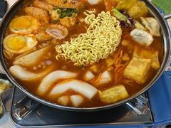 韩式鸡肉火锅-欧巴来了韩式料理