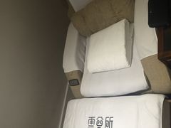 -新盈光·云会所(百丈东路店)