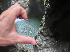 -蝶舞清江·恩施地心谷景区