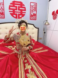 -艾米丽婚纱礼服