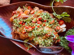 大理风味葱椒鸡-花马天堂云南餐厅 Lost Heaven(外滩店)