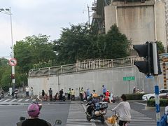 -南京商厦