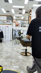 -艾美A·M Hair Salon