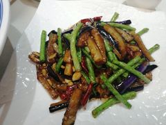 -小四川(东泰嘉荣店)
