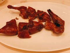 港式香烧乳鸭-利苑酒家(合景国际金融广场店)