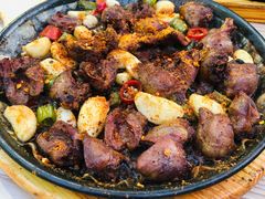 -老东镇啤酒屋海鲜加工·蒸汽海鲜·海鲜烧烤(台东店)