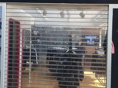店内环境-BOY LONDON(上海佛罗伦萨小镇店)