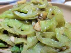 -黄泥岗·地道湖北菜(奥特莱斯店)