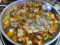 激情椒麻鱼（红鲨）-韩妹鱼庄·泸定老字号(泸定店)
